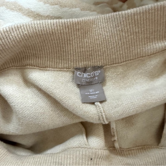 Chico’s Women's Beige Zebra Print 2PC Cashmere Blend Set - Picture 9 of 11